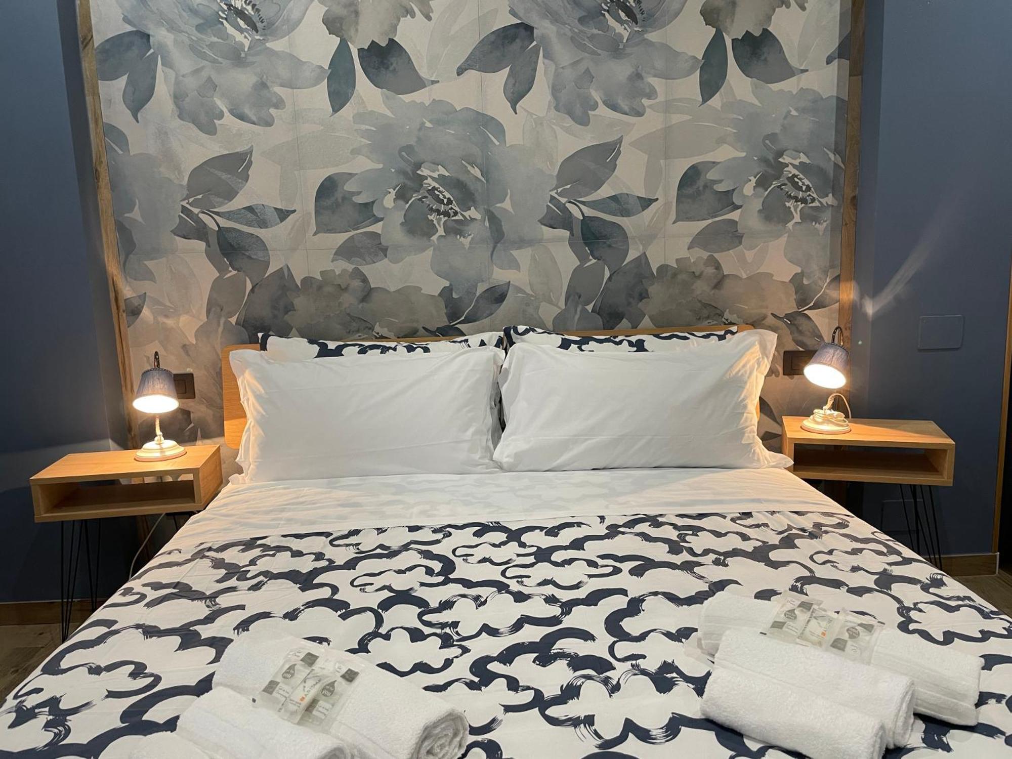 Helle Hus Guest House - 200M From Piazza Bologna Metro And 10 Minutes From The Colosseum Extérieur photo