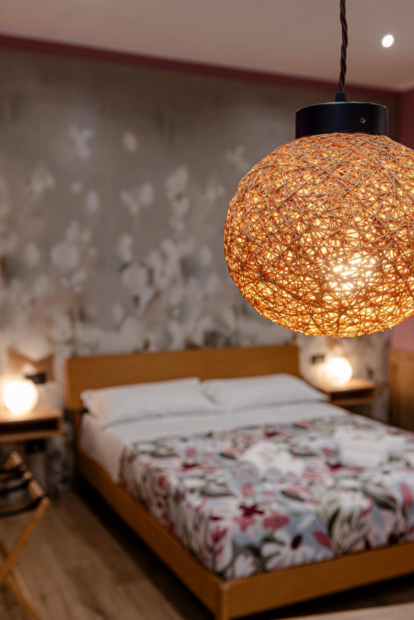 Helle Hus Guest House - 200M From Piazza Bologna Metro And 10 Minutes From The Colosseum Chambre photo