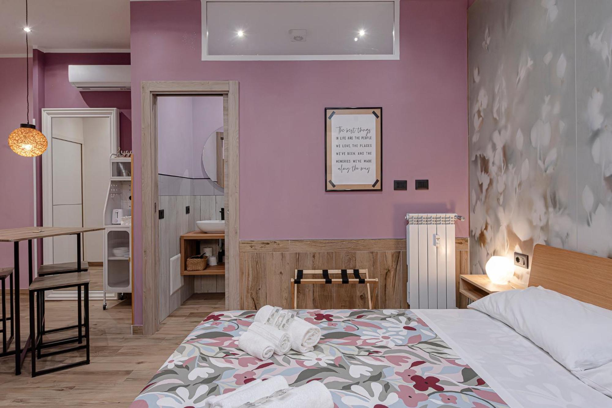 Helle Hus Guest House - 200M From Piazza Bologna Metro And 10 Minutes From The Colosseum Extérieur photo