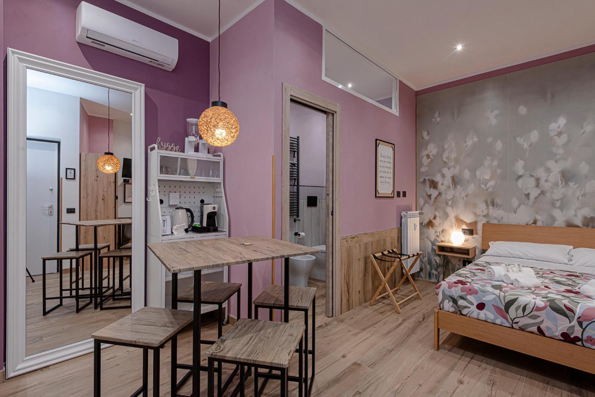 Helle Hus Guest House - 200M From Piazza Bologna Metro And 10 Minutes From The Colosseum Extérieur photo